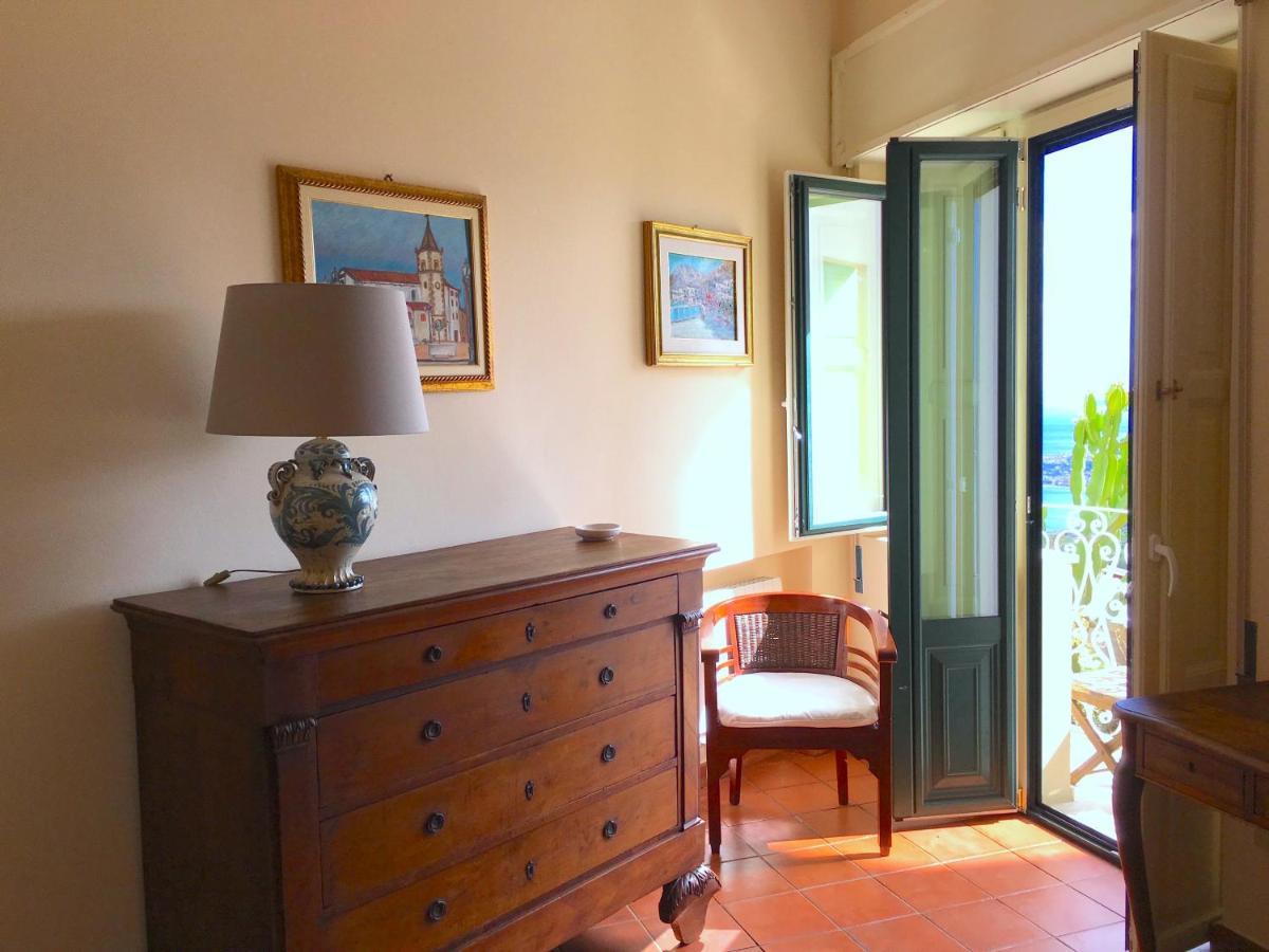Casa Margot Jacuzzi Etna & Sea View Appartamento
